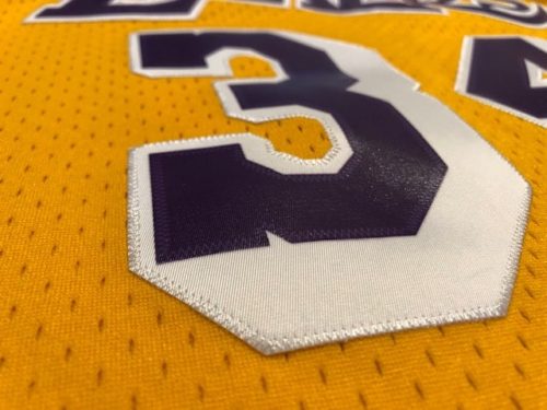 Mitchell & Ness NFL Jersey Sizing Guide w/ Photos [Authentic & Replica] –  Sports Fan Focus